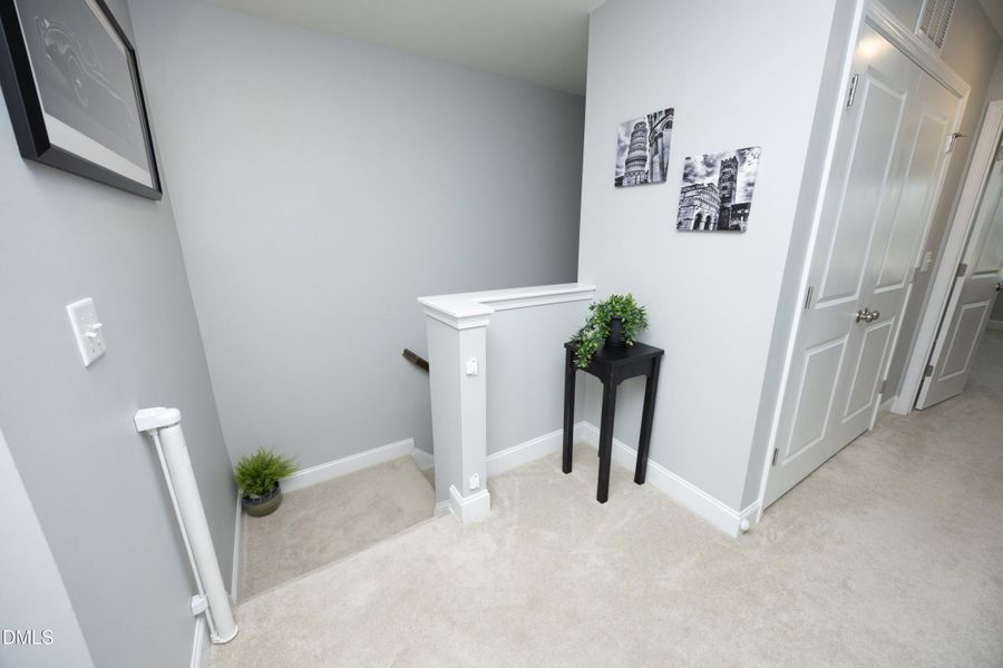 2nd floor landing