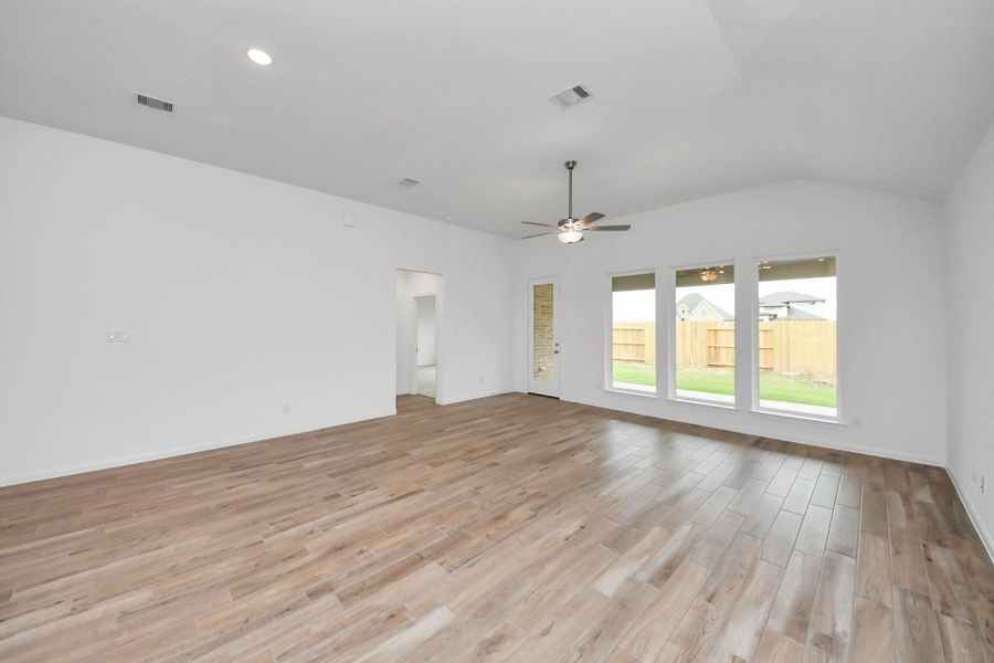 Spacious, unfurnished interior of a new home in 50' Traditional Homes at Elyson, Katy (Image 30). Spacious, unfurnished interior of a new home in 50' Traditional Homes at Elyson, Katy (Image 30).