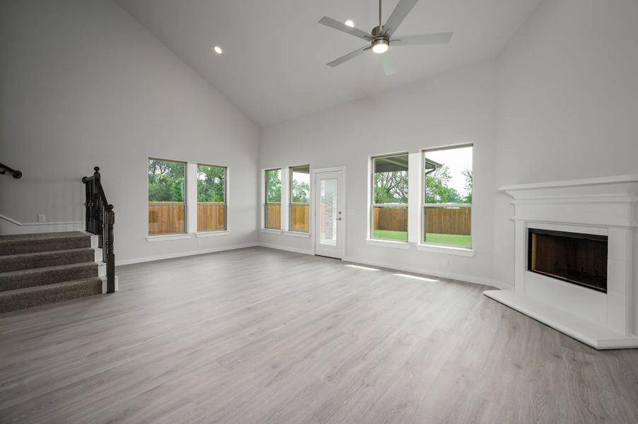 Representative unfurnished interior of a home built from the Seabrook by Stonehollow Homes in Heritage Grove, Blue Ridge (Image 11).