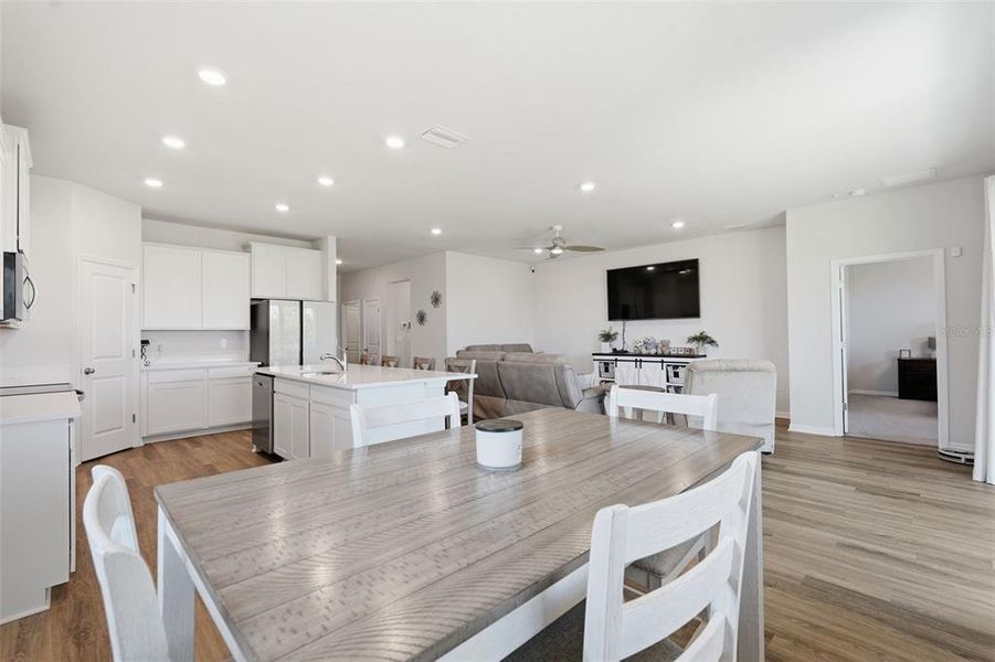 Furnished interior view inside a new home in Silverstone North, Palmetto (Image 30).