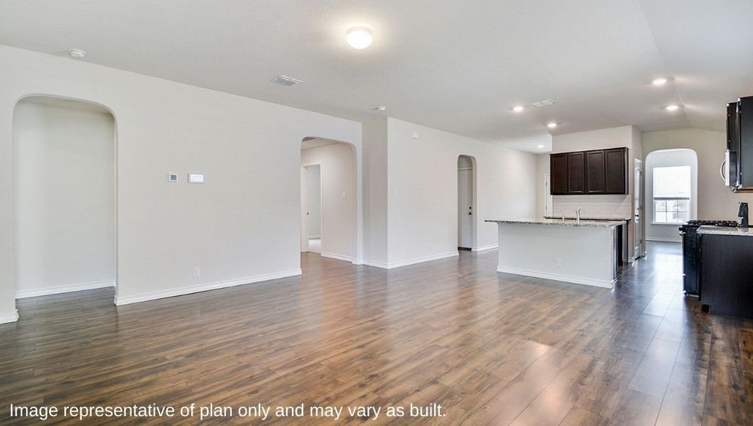 Spacious, unfurnished interior of a new home in Steele Creek, Cibolo (Image 9). Spacious, unfurnished interior of a new home in Steele Creek, Cibolo (Image 9).