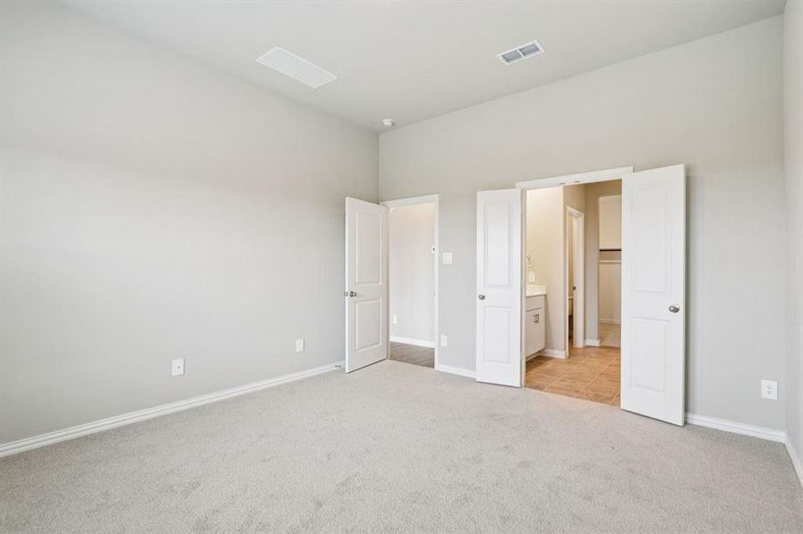Spacious, unfurnished interior of a new home in River Ridge, Crandall (Image 21).