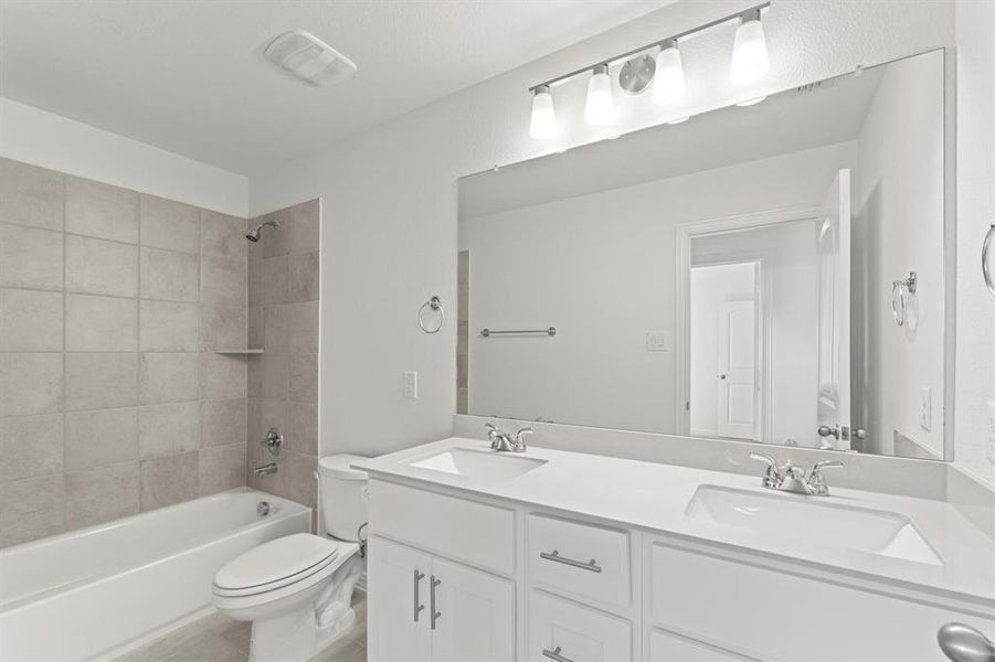 33. 260 Bright Alcove - 2ND Bath