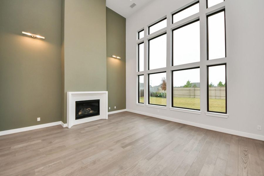 Spacious, unfurnished interior of a new home in Bridgeland 45', 50', 70', Cypress (Image 19).