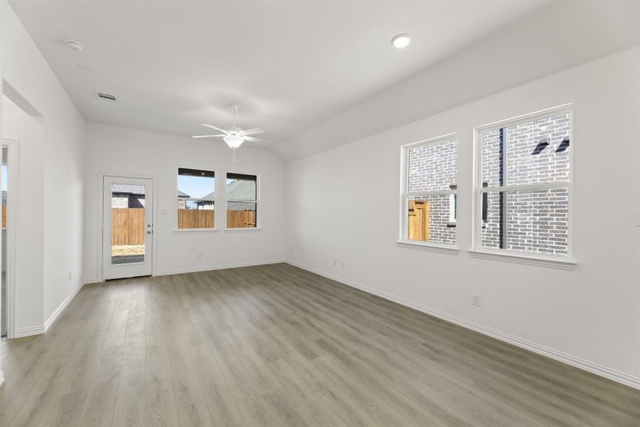 Heath Home Plan by Ashton Woods Heath Home Plan by Ashton Woods