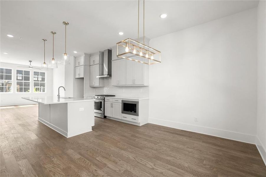 Spacious, unfurnished interior of a new home in The Gathering – Alpharetta, Alpharetta (Image 31).