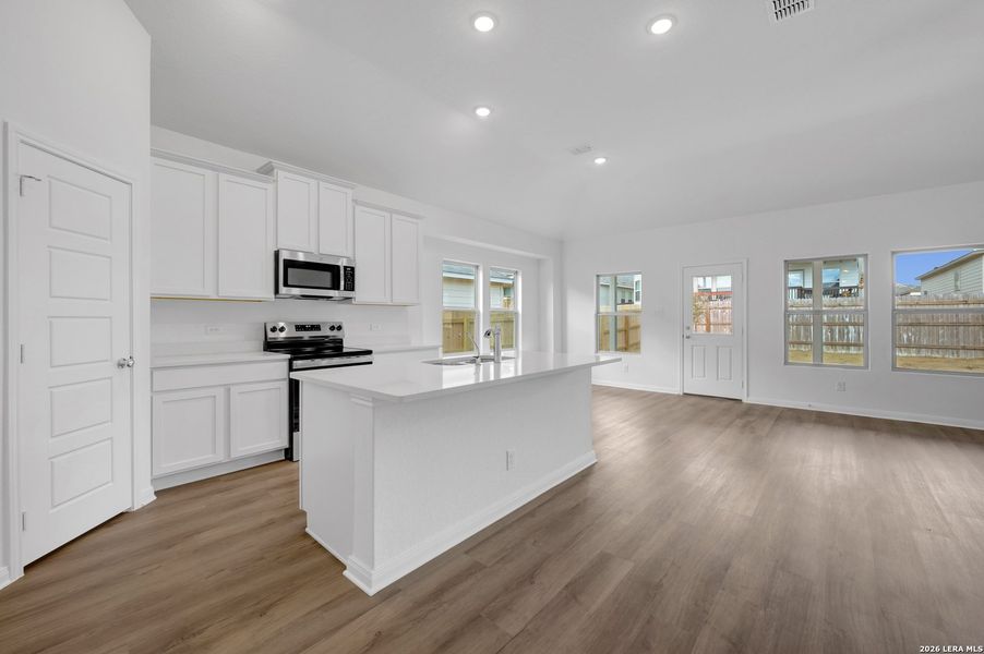 Furnished interior view inside a new home in Greenspoint Heights, Seguin (Image 7).