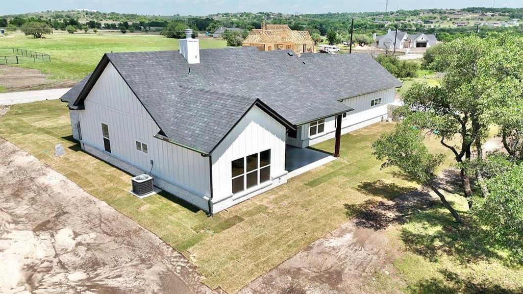 Exterior details and patio area of a home in , Weatherford (Image 4).