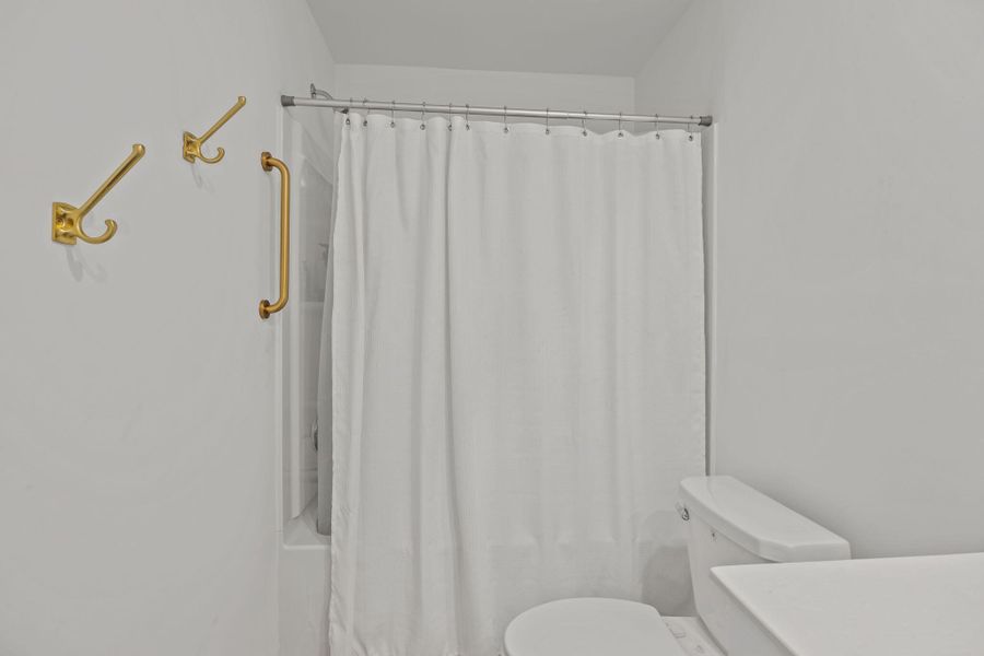 Image 35 of a home in .