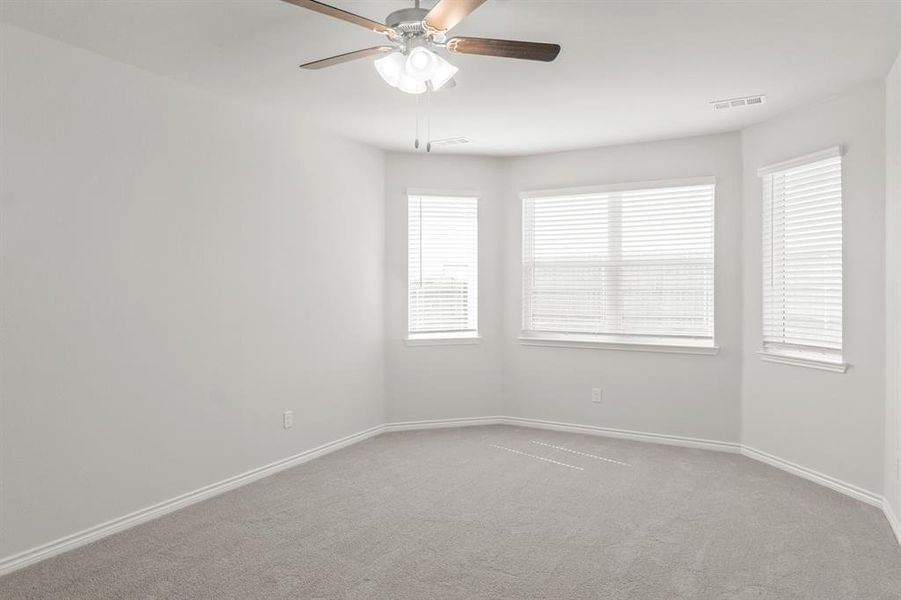 Spacious, unfurnished interior of a new home in Retreat at Fossil Creek, Fort Worth (Image 10). Spacious, unfurnished interior of a new home in Retreat at Fossil Creek, Fort Worth (Image 10).