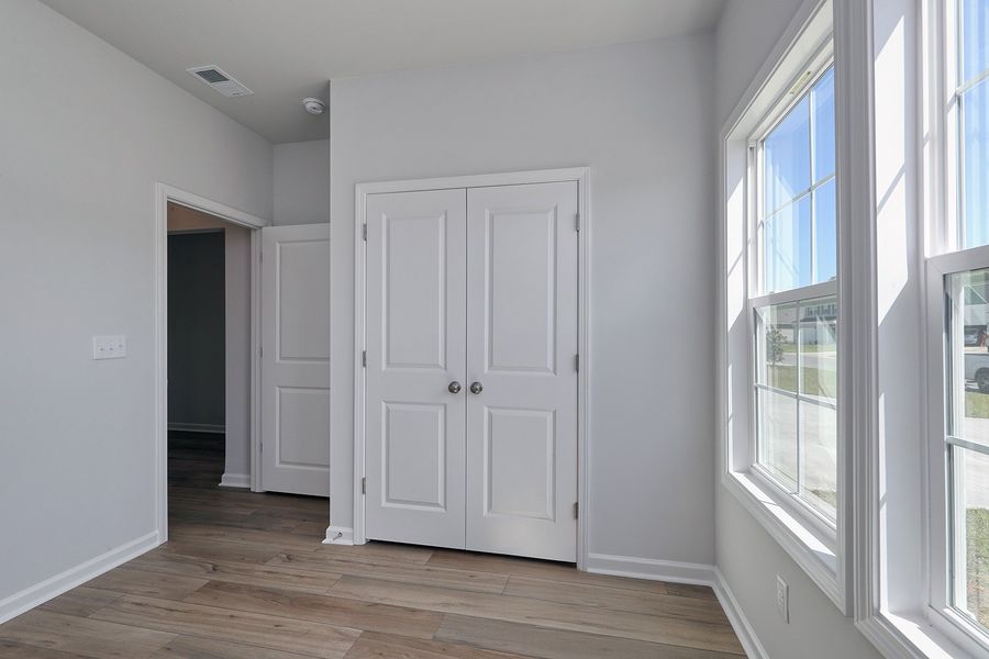 Spacious, unfurnished interior of a new home in Allston Park, Calabash (Image 26).