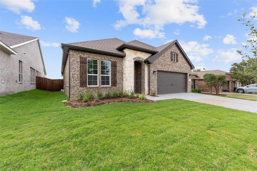 Exterior details and patio area of a home in Liberty Pointe, Gainesville (Image 21). Exterior details and patio area of a home in Liberty Pointe, Gainesville (Image 21).