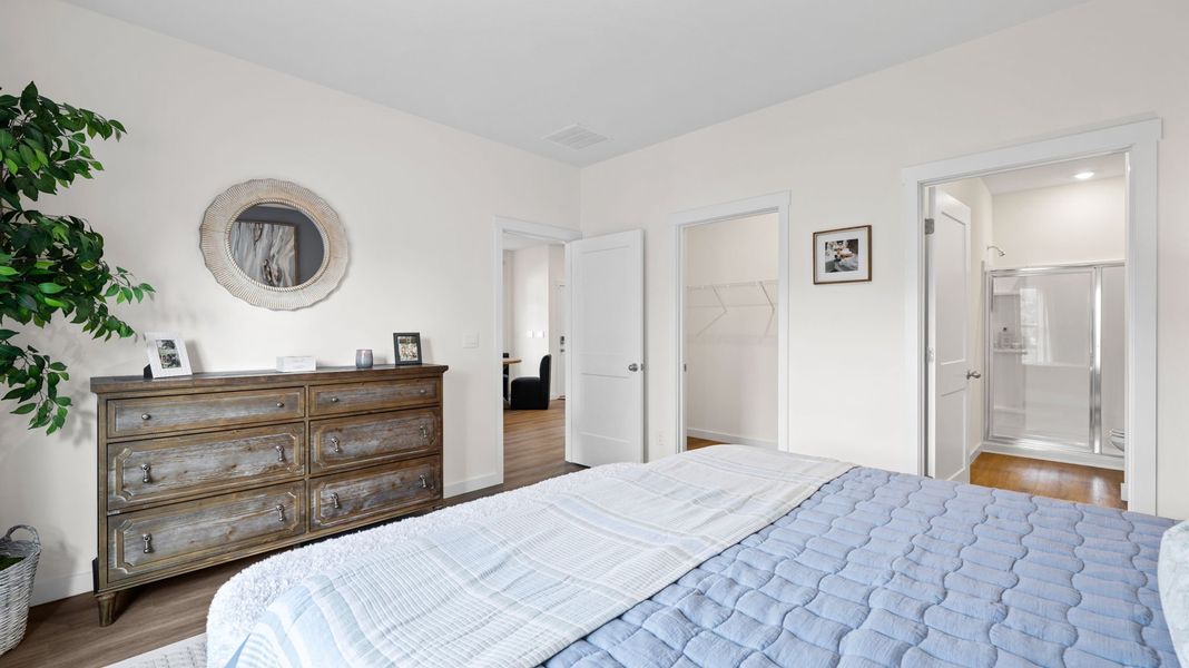 Furnished interior view inside a new home in Cambridge Cove, Chickamauga (Image 6).