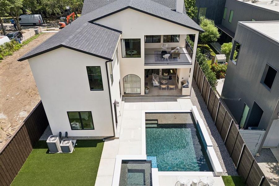 Exterior details and patio area of a home in , Dallas (Image 28).