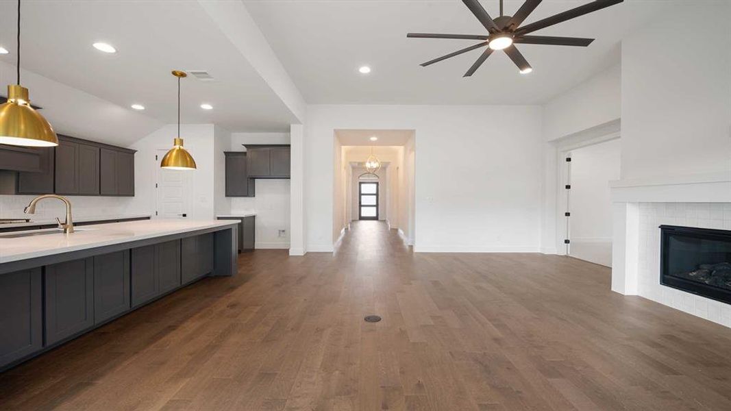 Spacious, unfurnished interior of a new home in Hillstead, Lavon (Image 26).