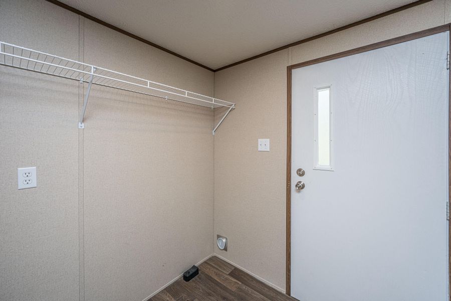 Spacious, unfurnished interior of a new home in , Eutawville (Image 37).