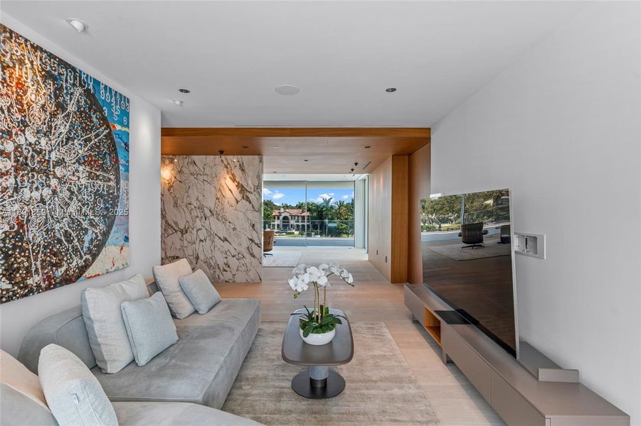 Image 48 of a home in .