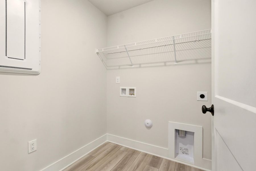 Spacious, unfurnished interior of a new home in Harbor Crossing, Greensboro (Image 34).