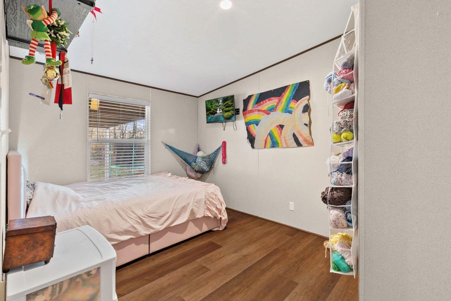 Furnished interior view inside a new home in , Livingston (Image 19).