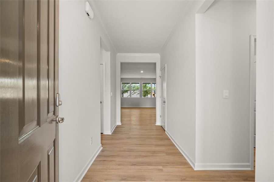 Spacious, unfurnished interior of a new home in Fairway 17 at Mirror Lake, Villa Rica (Image 27). Spacious, unfurnished interior of a new home in Fairway 17 at Mirror Lake, Villa Rica (Image 27).