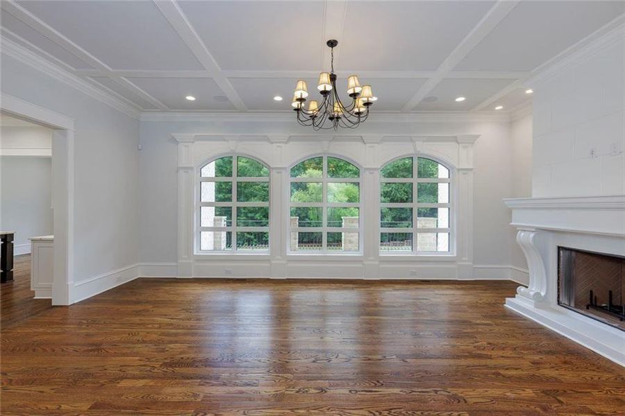 Spacious, unfurnished interior of a new home in , Roswell (Image 20).