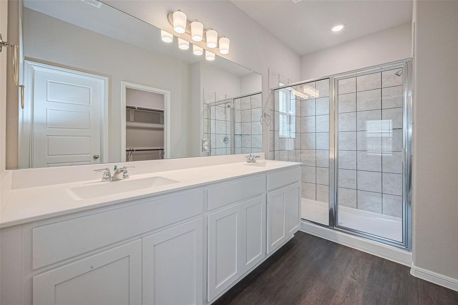 Furnished interior view inside a new home in Woodland Lakes, Huffman (Image 8). Furnished interior view inside a new home in Woodland Lakes, Huffman (Image 8).