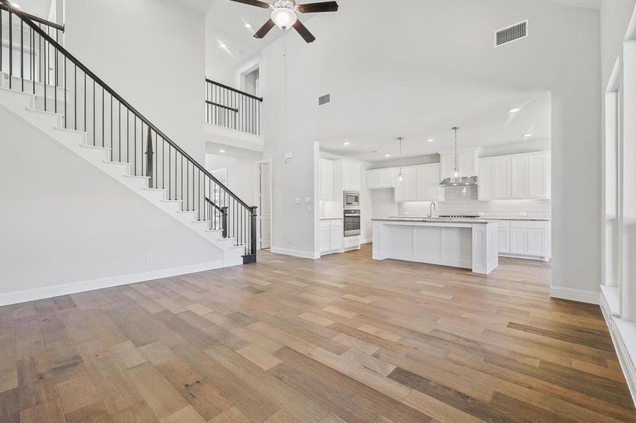 Spacious, unfurnished interior of a new home in , Argyle (Image 17).
