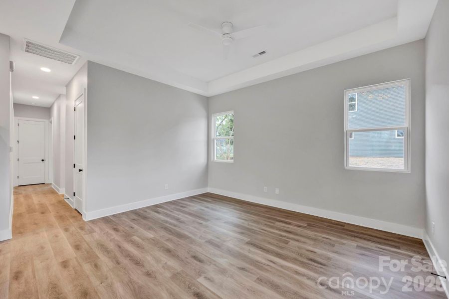 Spacious, unfurnished interior of a new home in , Salisbury (Image 12).