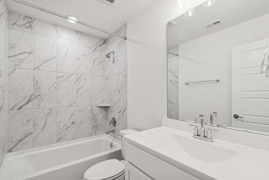 Furnished interior view inside a new home in Sorella, Tomball (Image 3). Furnished interior view inside a new home in Sorella, Tomball (Image 3).