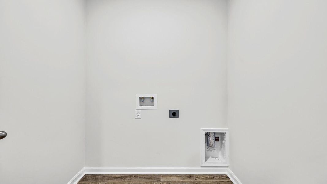 Spacious, unfurnished interior of a new home in Hillcrest, Ravenel (Image 22).