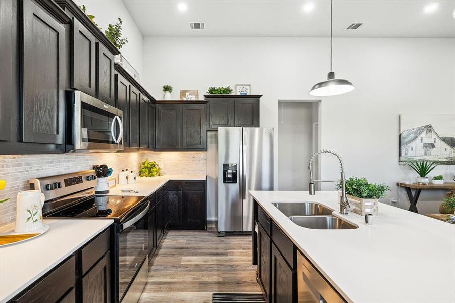 Furnished interior view inside a new home in , Leonard (Image 22).