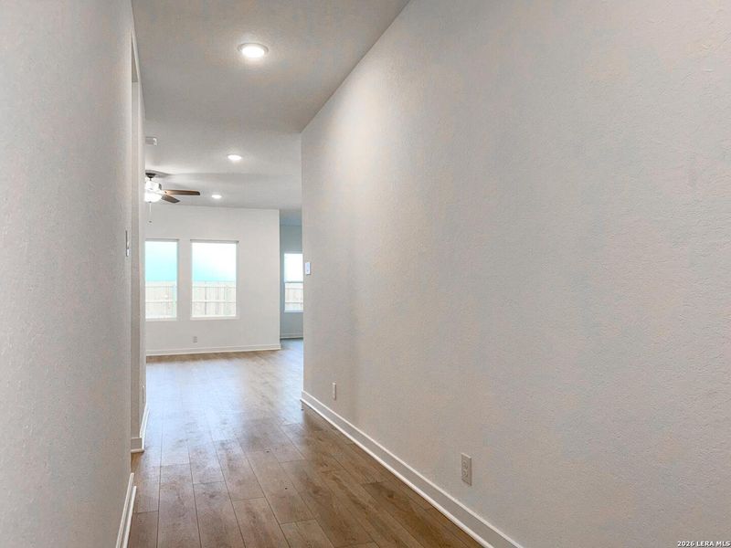 Spacious, unfurnished interior of a new home in Cordova Trails, Seguin (Image 22).