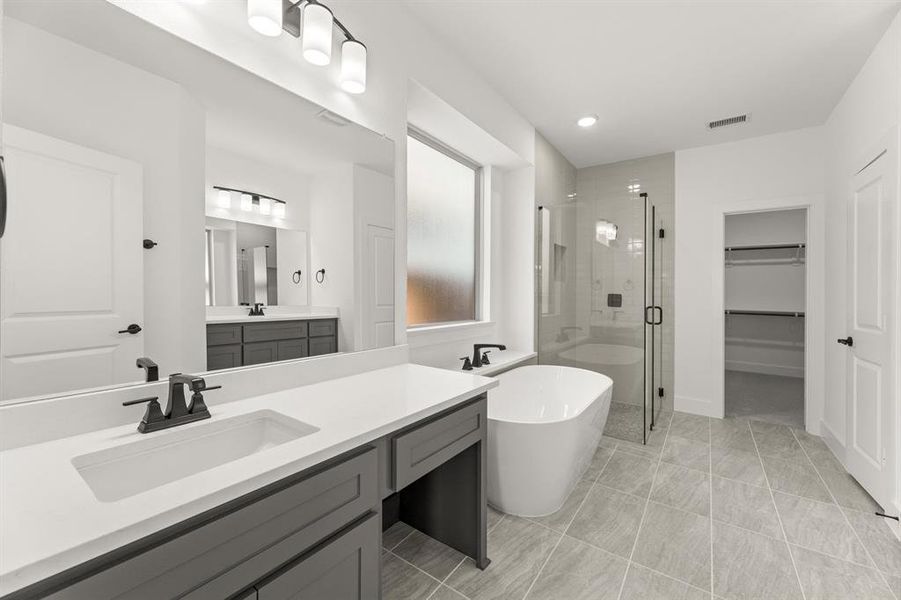 Furnished interior view inside a new home in Inspiration, Seis Lagos (Image 8). Furnished interior view inside a new home in Inspiration, Seis Lagos (Image 8).