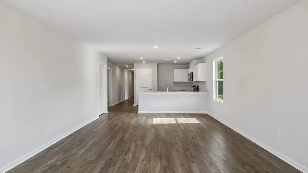 Spacious, unfurnished interior of a new home in Saddle Trace, Lewisburg (Image 25). Spacious, unfurnished interior of a new home in Saddle Trace, Lewisburg (Image 25).
