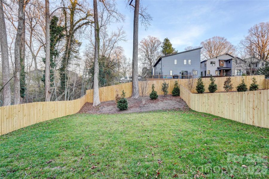 Exterior details and patio area of a home in , Charlotte (Image 25).