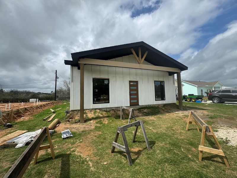 Image 6 of a home in .