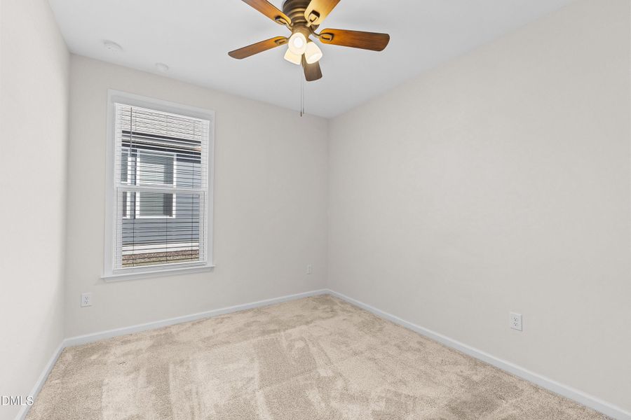 02-8212 White Star Dr_8044