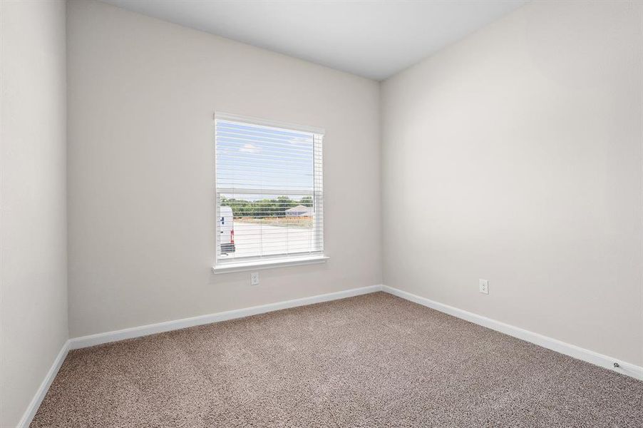 Spacious, unfurnished interior of a new home in College Park, Dallas (Image 14).