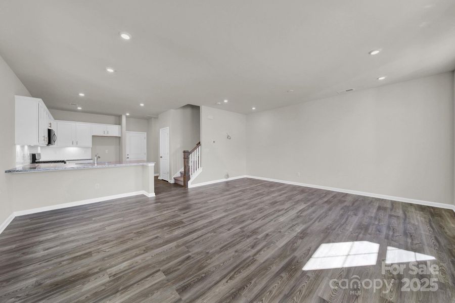 Spacious, unfurnished interior of a new home in , Mint Hill (Image 20).