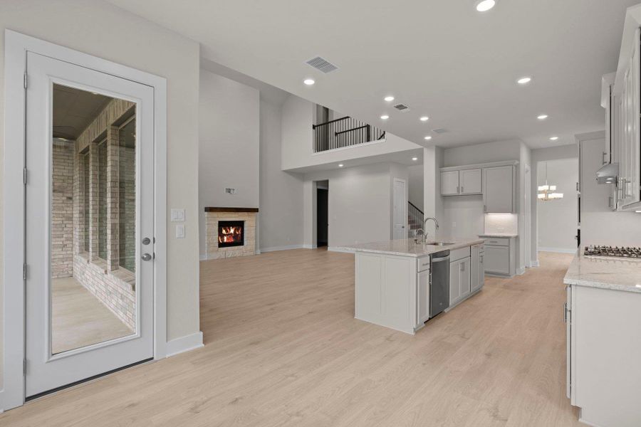 From Casual Dining to Kitchen