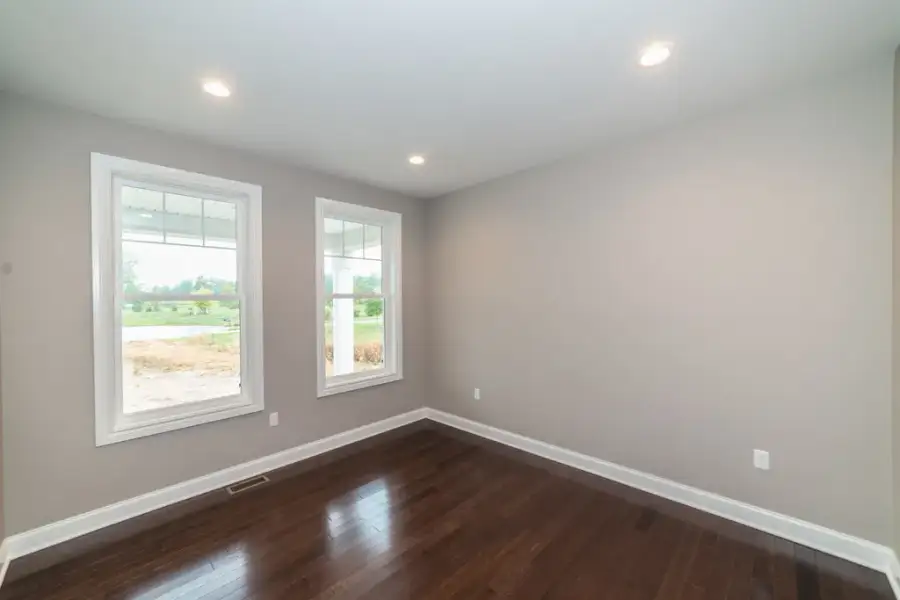 Representative unfurnished interior of a home built from the The Briarhaven III by Norfolk Homes in Offsite Builds Southern Michigan, Ann Arbor (Image 32).