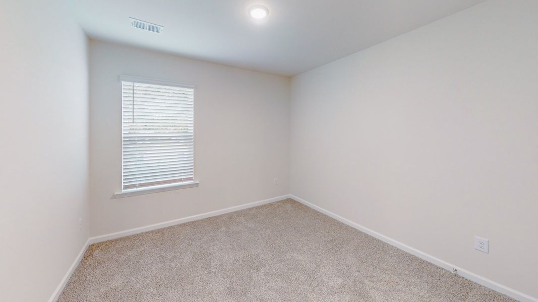 Representative unfurnished interior of a home built from the Stoneycreek Plan for Meece by Veranda Homes in Meece, Easley (Image 27).