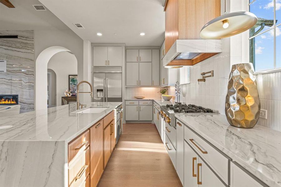 Furnished interior view inside a new home in , Northlake (Image 8).