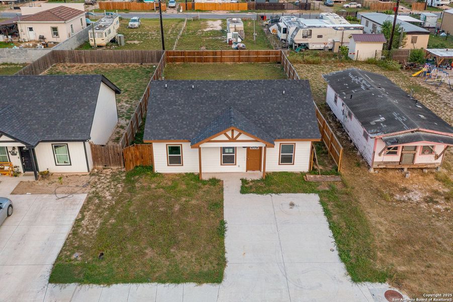 Image 15 of a home in .