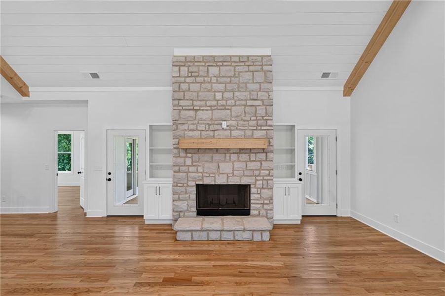 Spacious, unfurnished interior of a new home in , Dallas (Image 40). Spacious, unfurnished interior of a new home in , Dallas (Image 40).