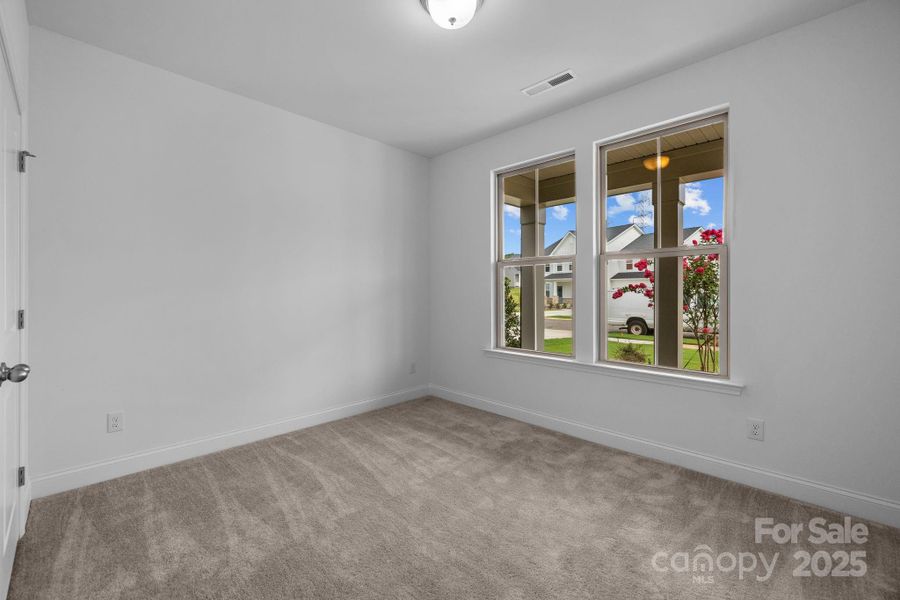 Spacious, unfurnished interior of a new home in Lakeside Glen, York (Image 34). Spacious, unfurnished interior of a new home in Lakeside Glen, York (Image 34).