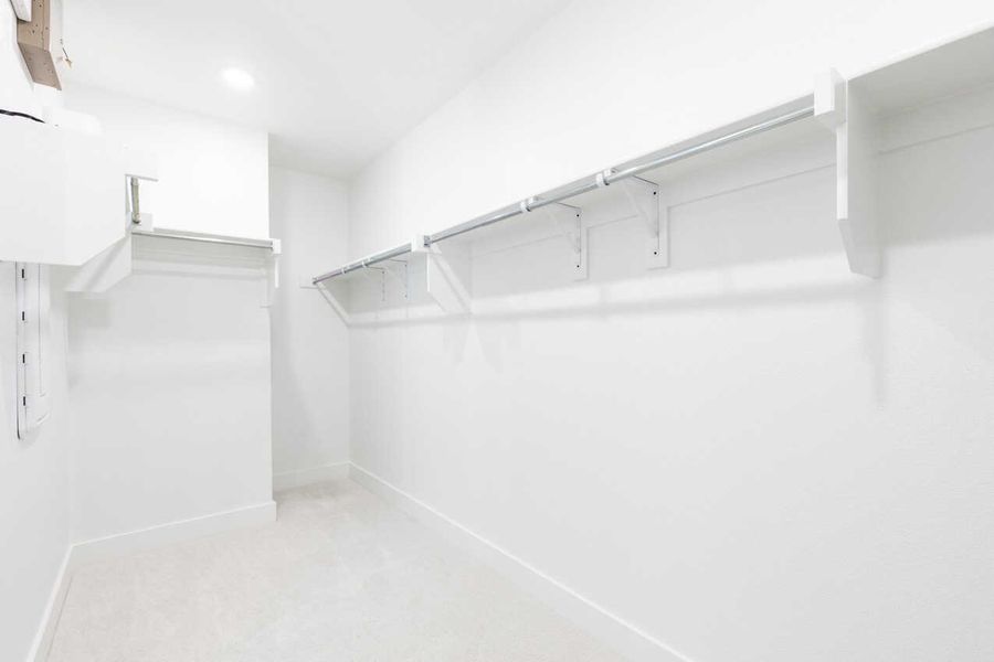 Representative unfurnished interior of a home built from the Monet-SS by Highland Homes in Lariat, Liberty Hill (Image 27).