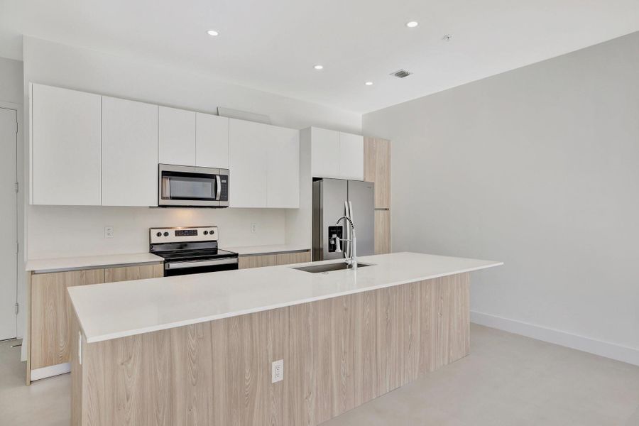 Furnished interior view inside a new home in , Oakland Park (Image 6).