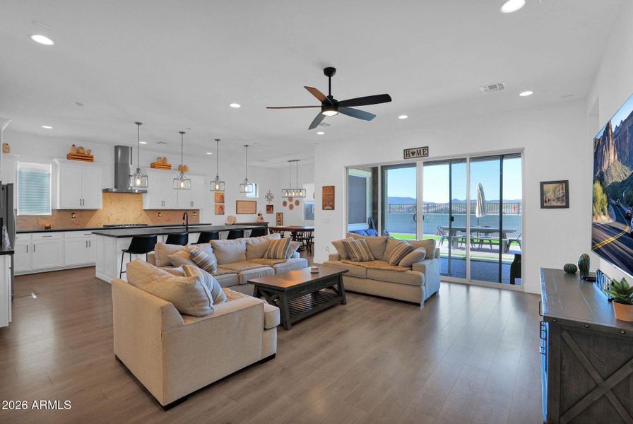 22-web-or-mls-P1525348