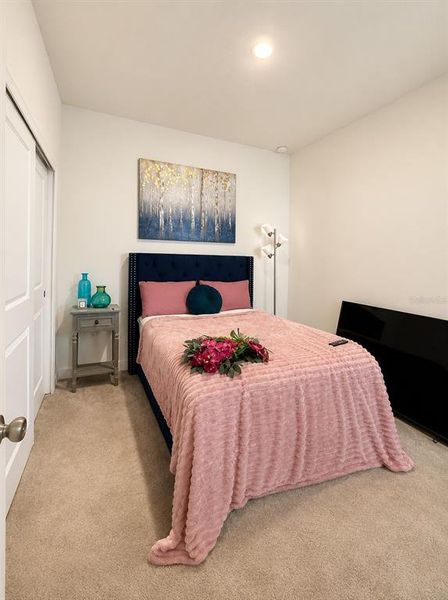 Furnished interior view inside a new home in , Clermont (Image 12).